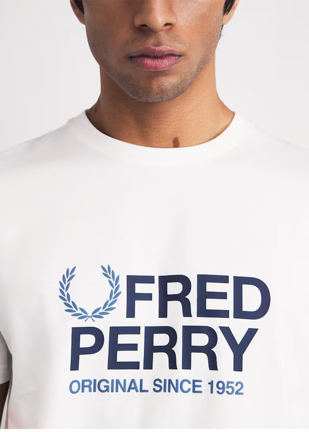 T-Shirt manica corta M2406 129 FRED PERRY Snow white 
