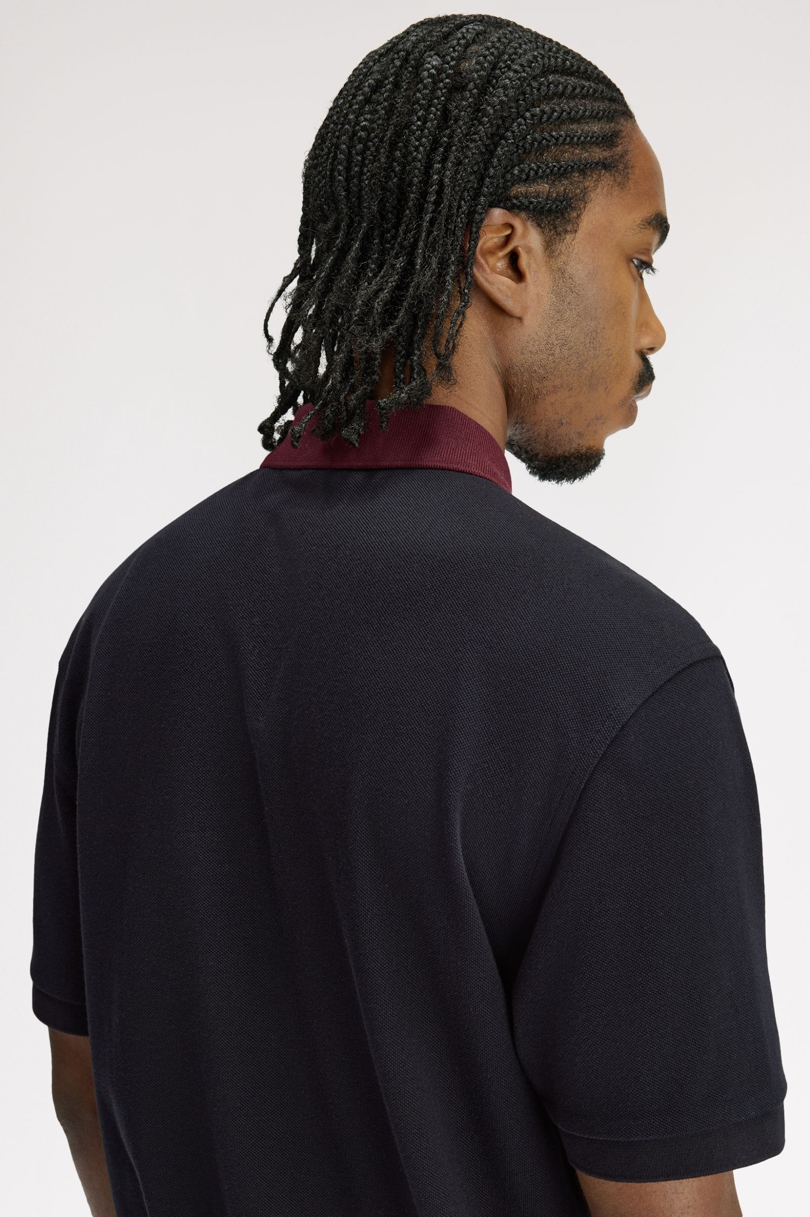 Polo con inserto ricamato M2421 102 FRED PERRY Black 