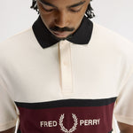 Polo con inserto ricamato M2421 560 FRED PERRY Ecru 
