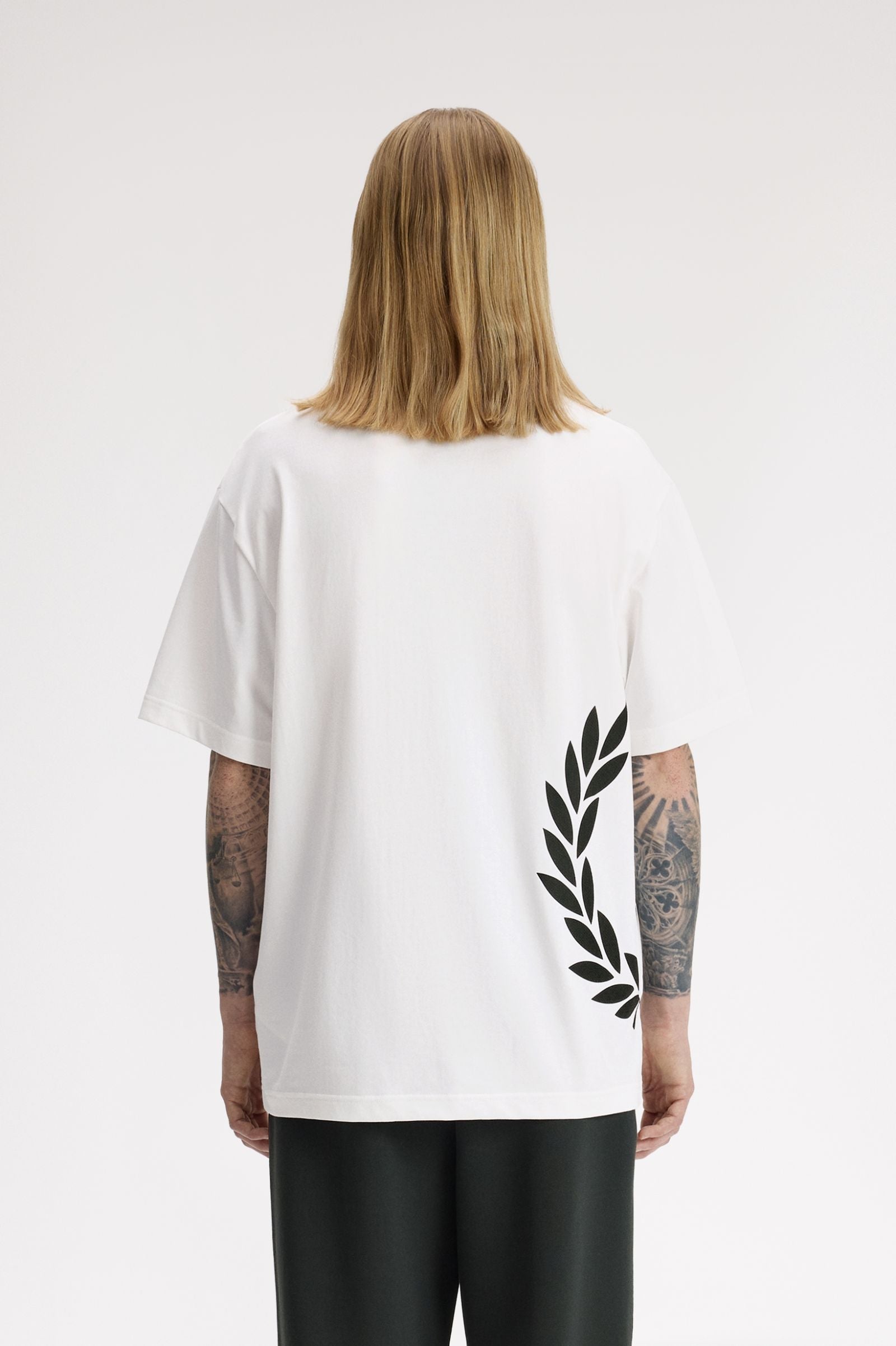T-Shirt manica corta M2440 129 FRED PERRY Snow white 