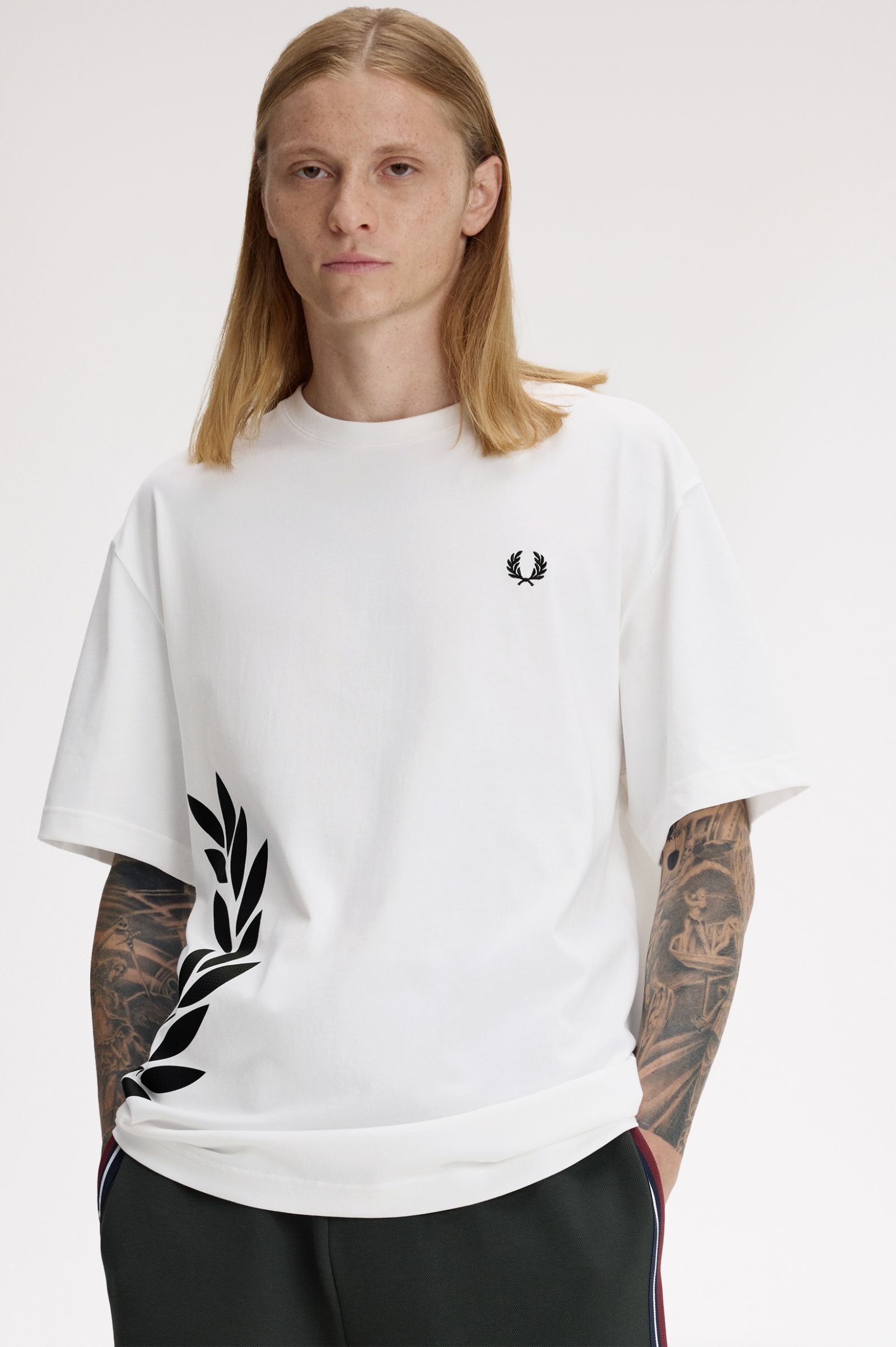 T-Shirt manica corta M2440 129 FRED PERRY Snow white 