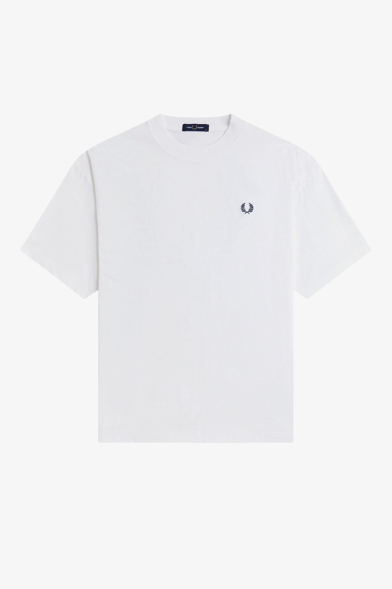 T-Shirt oversize manica corta M2474 129 FRED PERRY Snow white 