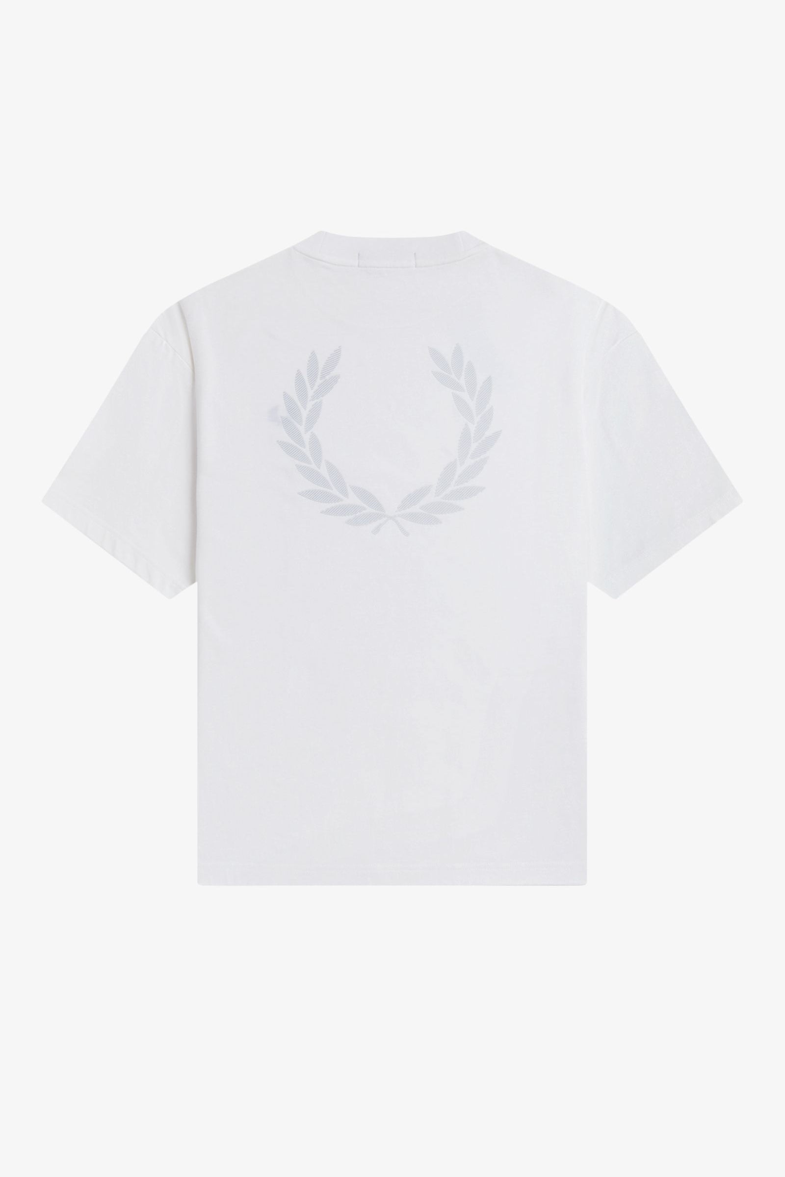 T-Shirt oversize manica corta M2474 129 FRED PERRY Snow white 