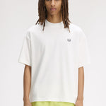 T-Shirt oversize manica corta M2474 129 FRED PERRY Snow white 