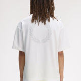T-Shirt oversize manica corta M2474 129 FRED PERRY Snow white 