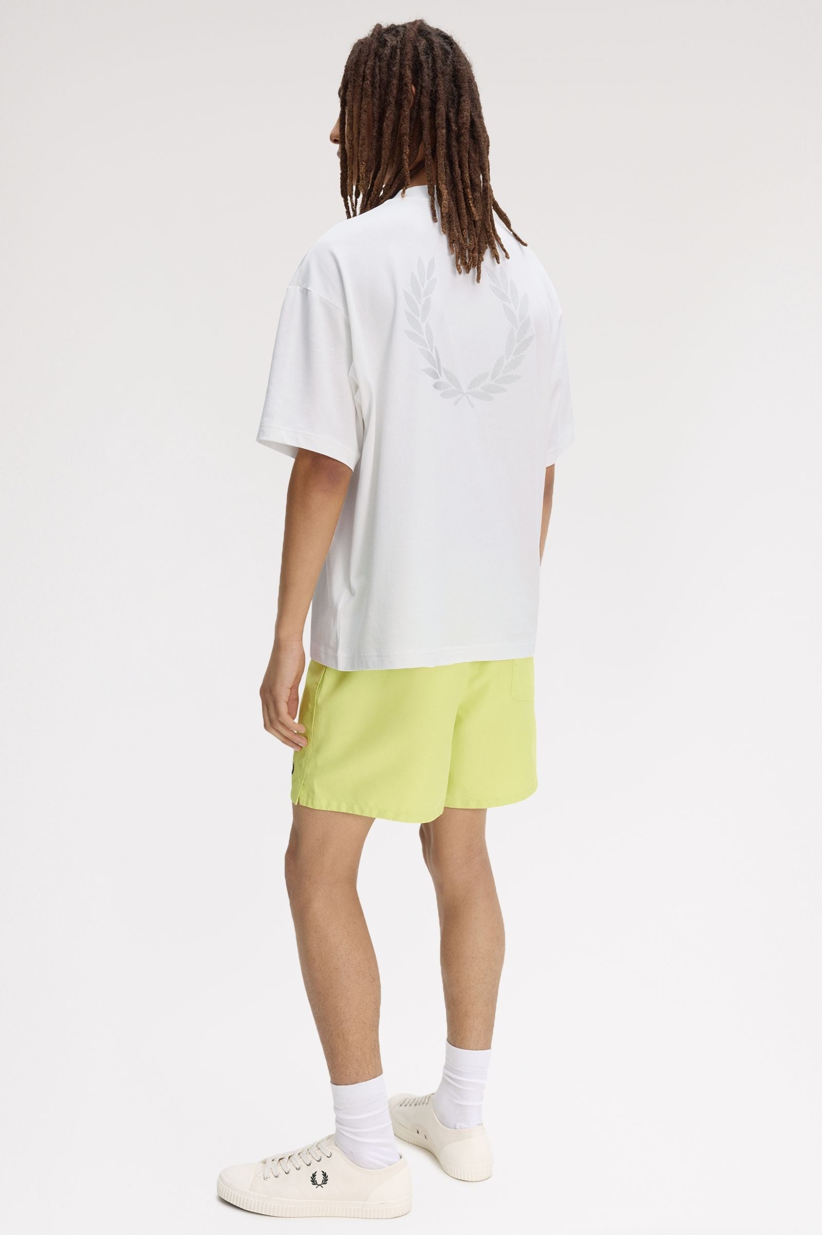 T-Shirt oversize manica corta M2474 129 FRED PERRY Snow white 