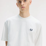 T-Shirt manica corta con stampa sul dietro M2475 129 FRED PERRY Snow white 