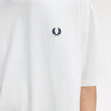 T-Shirt manica corta con stampa sul dietro M2475 129 FRED PERRY Snow white 