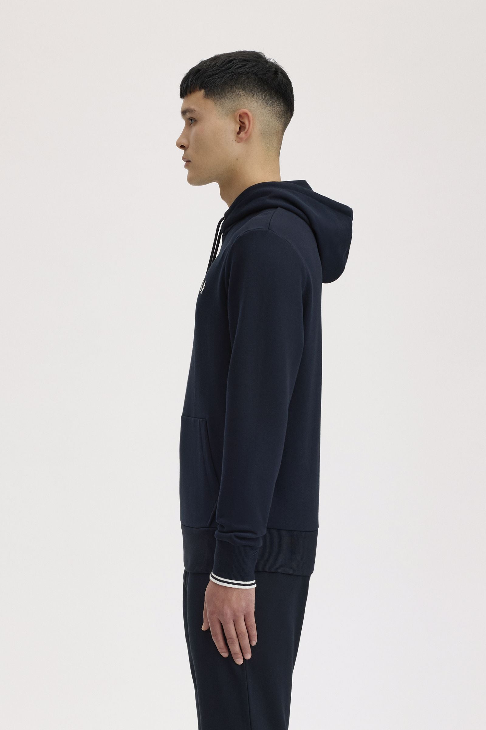 Felpa con cappuccio M2643 248 FRED PERRY Navy 