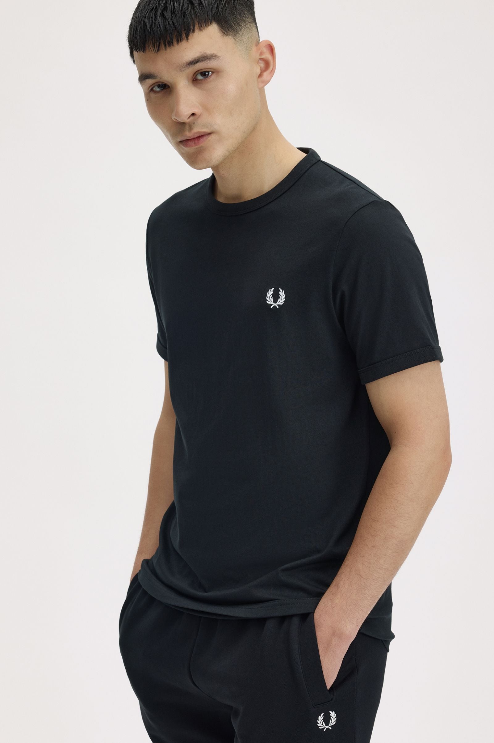 T-Shirt manica corta M3519 102 FRED PERRY Black 