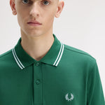 Polo manica corta M3600 81B FRED PERRY Sptgrn/ltic/ltic 