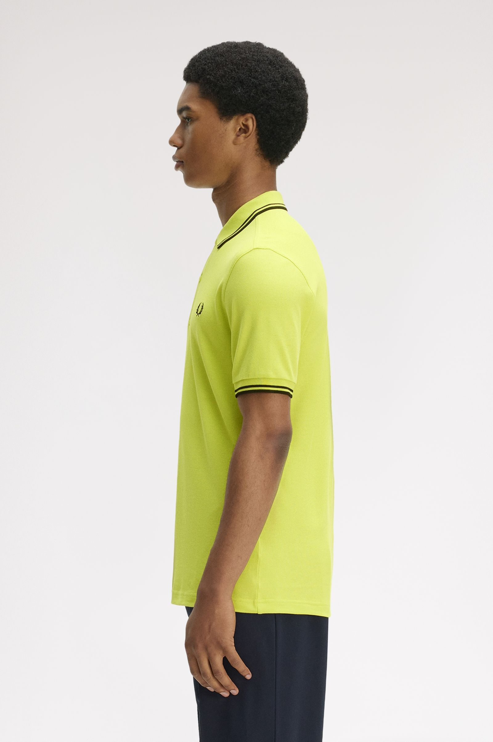 Polo manica corta M3600 84B FRED PERRY Citron/blk/blk 