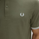Polo manica corta M3600 87B FRED PERRY Lwgrn/ecru/dskbl 