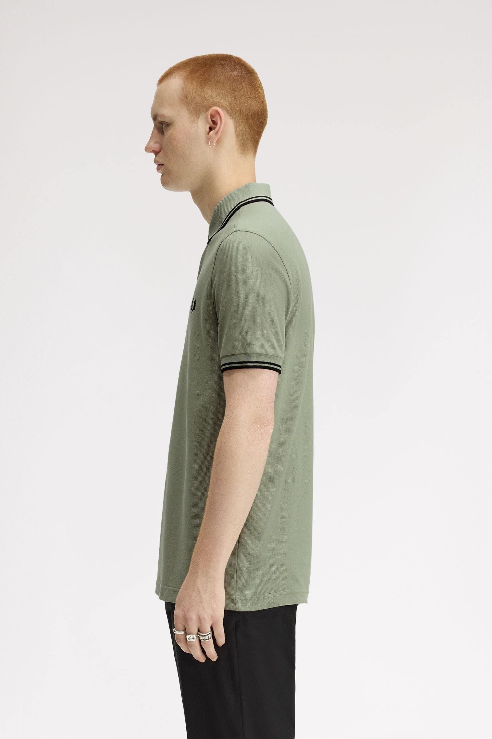 Polo manica corta M3600 S23 FRED PERRY Seagrass/black 