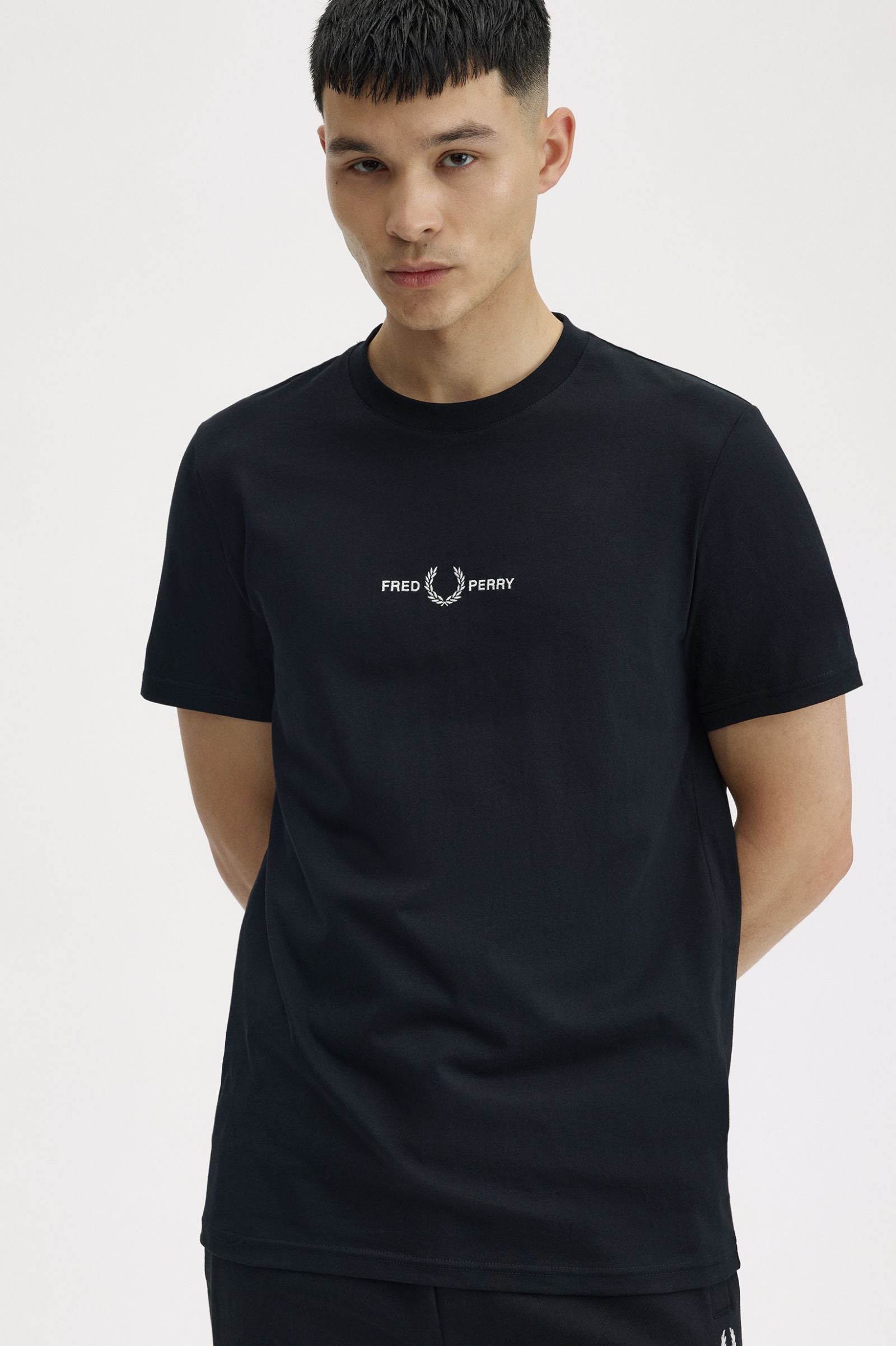 T-Shirt manica corta M4580 102 FRED PERRY Black 