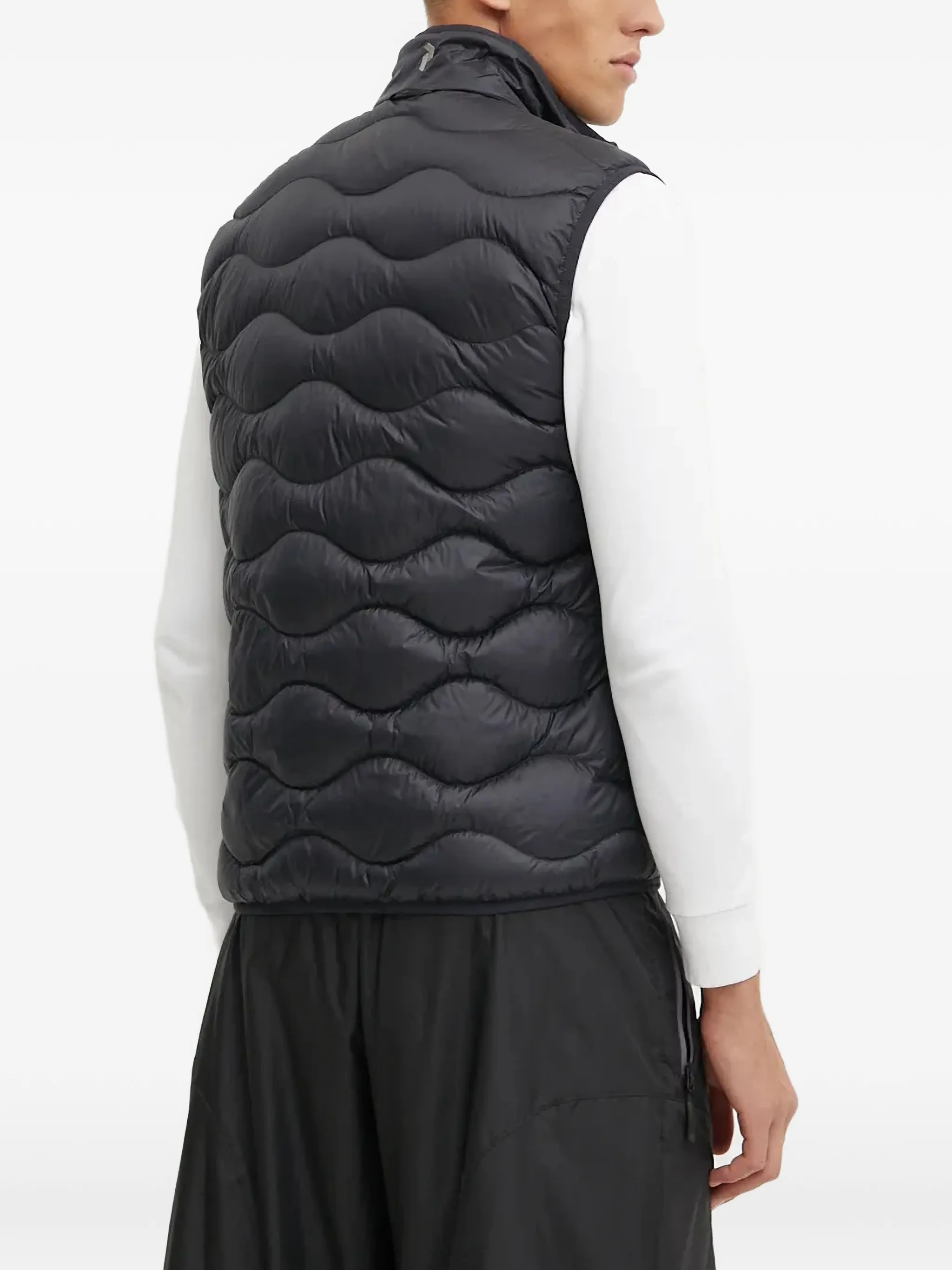 Gilet in piuma G79842 020 PEAK PERFORMANCE Black 