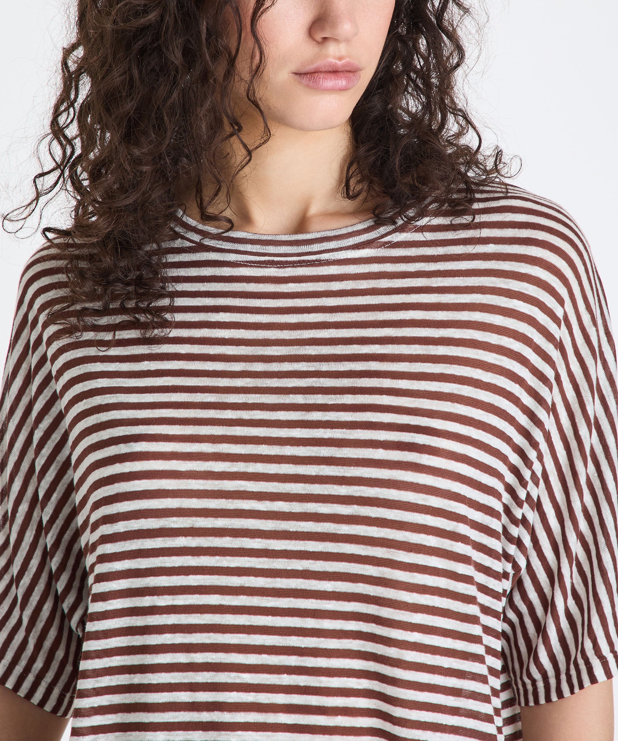 T-shirt a righe in misto lino PED5343 99012278 RI004 PEUTEREY Bianco/marrone 