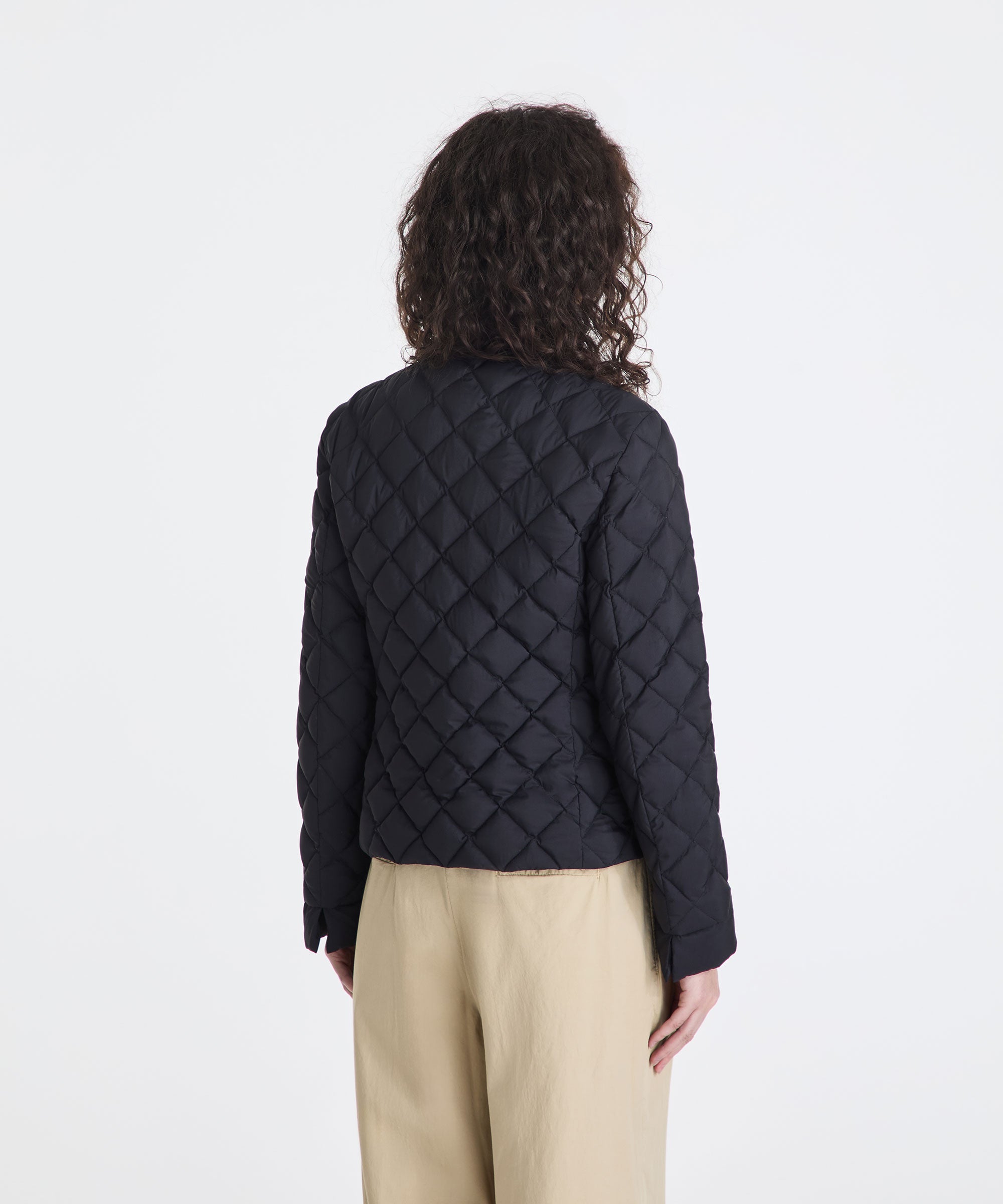 Piumino super leggero con trapunta a rombi PED5617 01182030 NER PEUTEREY Nero 