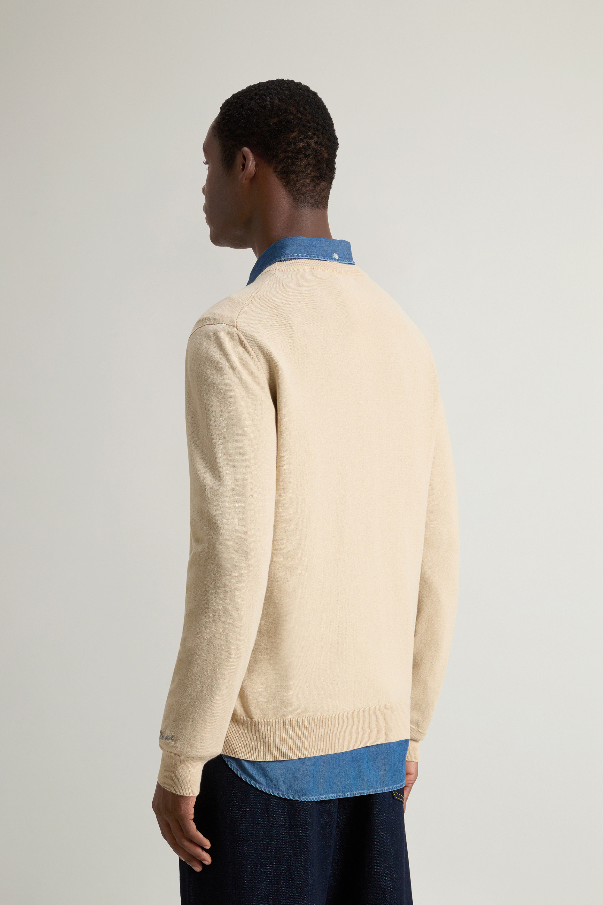 Maglia girocollo in puro cotone con logo ricamato CFWOKN0331MRUF0787 8640 WOOLRICH White pepper 