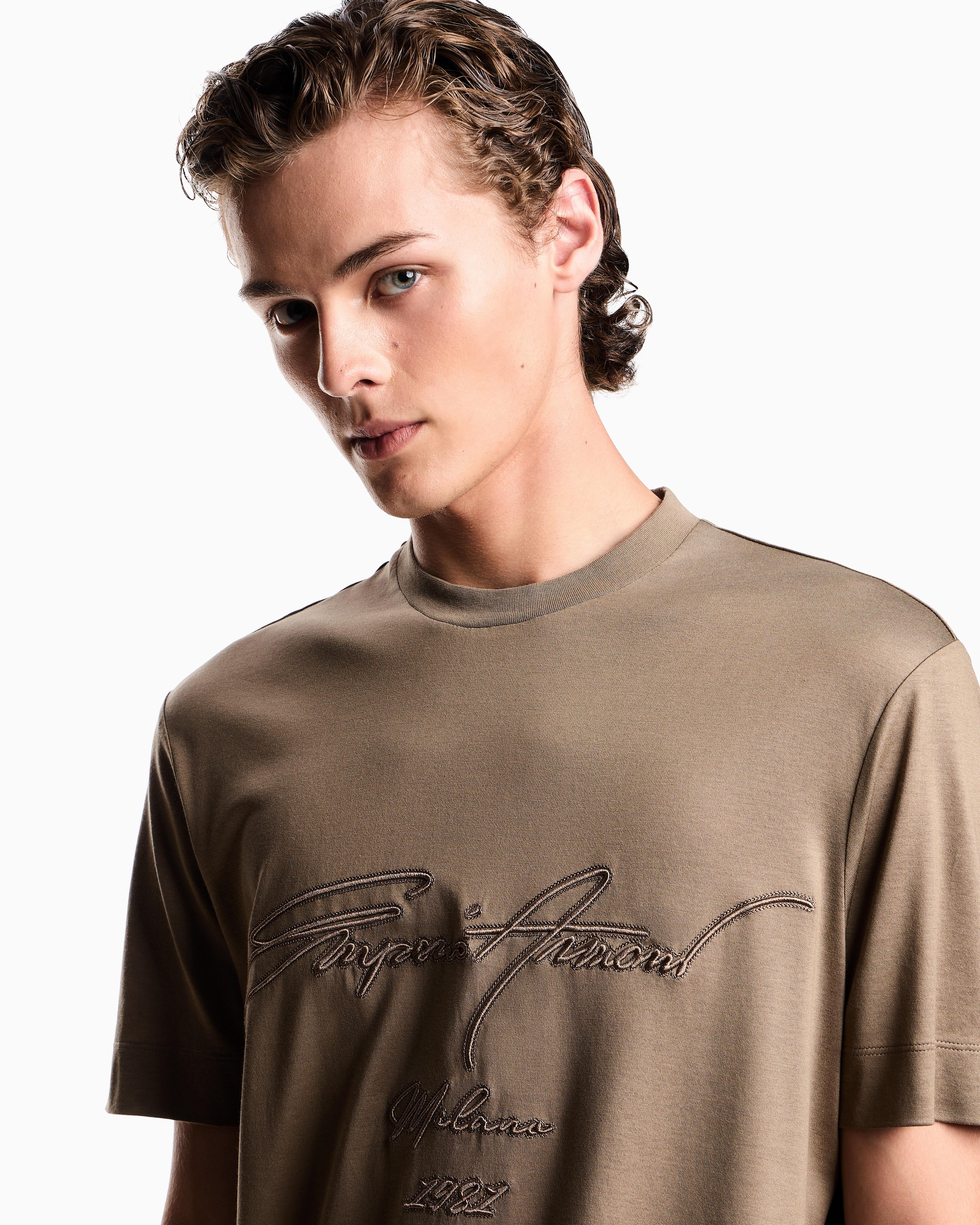 T-shirt con maxi ricamo in jersey misto lyocell ASV EM003007 AF18312 U6189 EMPORIO ARMANI Walnut 