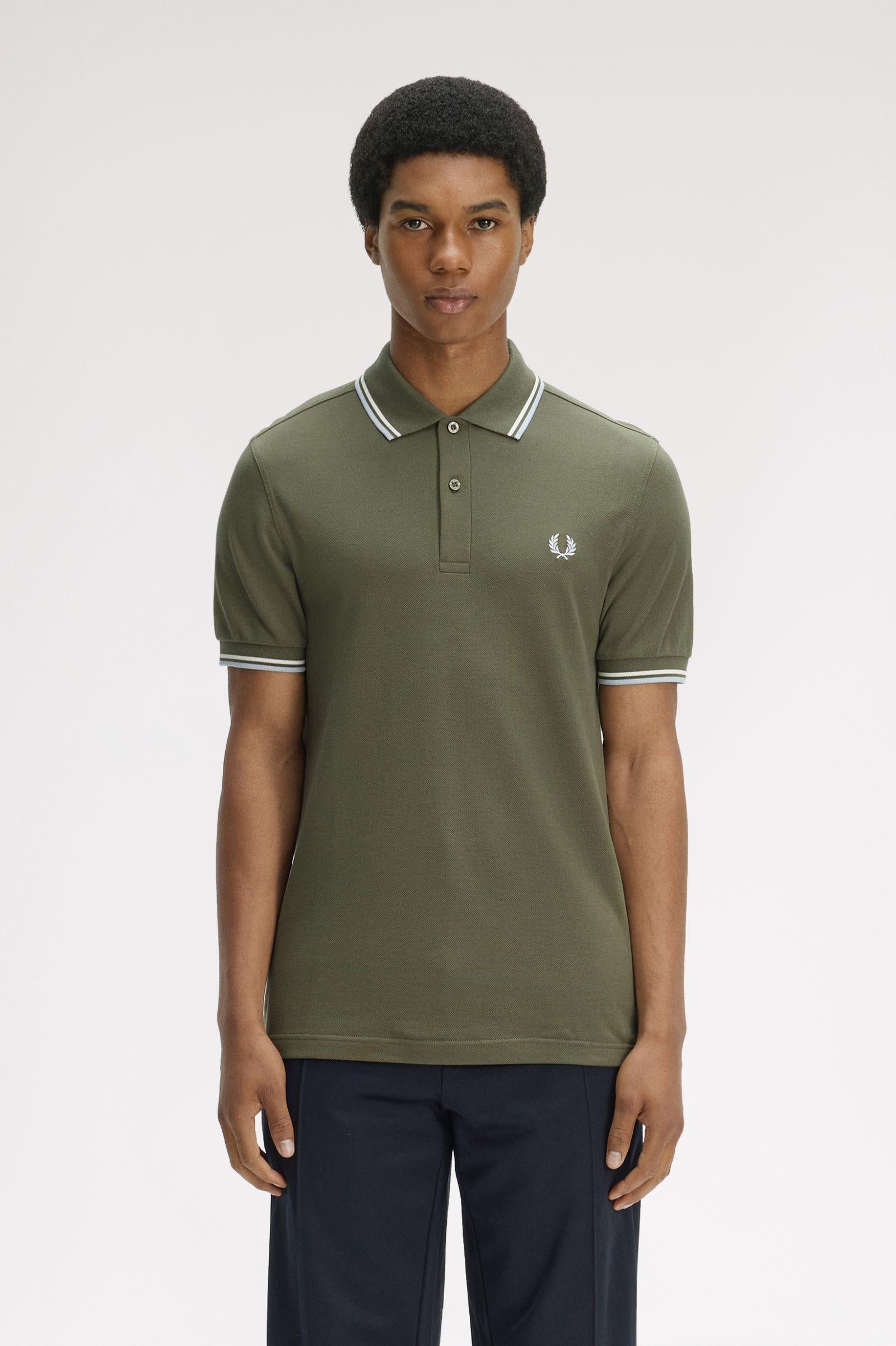 Polo manica corta M3600 87B FRED PERRY Lwgrn/ecru/dskbl 
