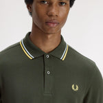 Polo manica corta M3600 05B FRED PERRY Hntngr/lgic/lmnb 
