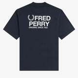 T-Shirt manica corta con stampa sul dietro M2475 608 FRED PERRY Navy 