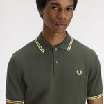 Polo manica corta M3600 05B FRED PERRY Hntngr/lgic/lmnb 