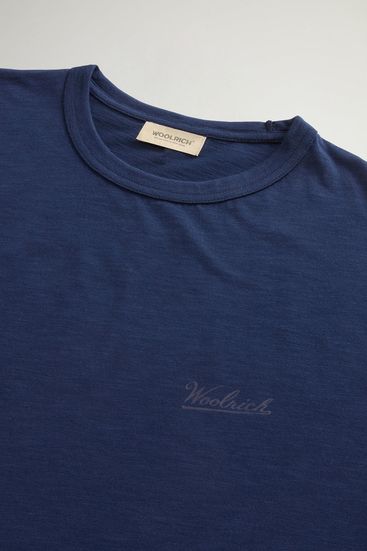 T-Shirt in puro cotone fiammato CFWOTE0161MRUT4061 3827 WOOLRICH Dream blue 
