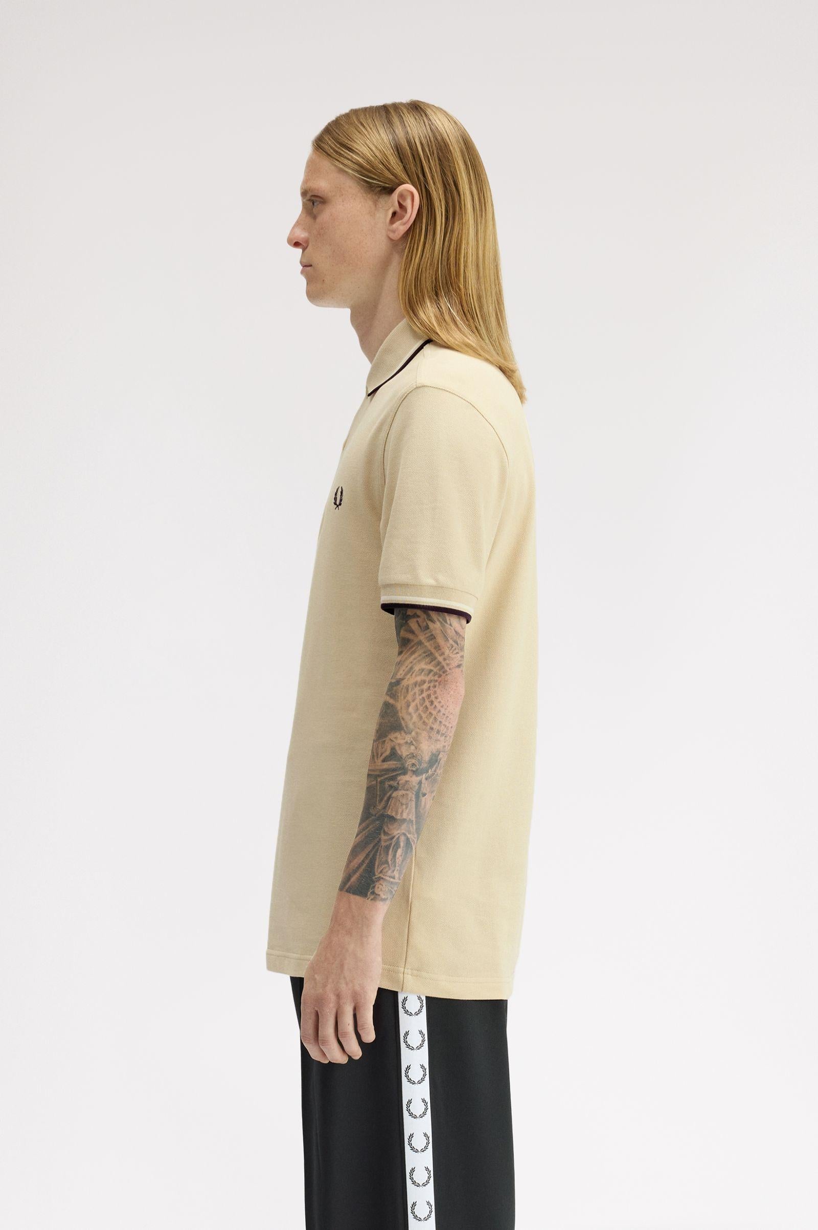 Polo manica corta M3600 12B FRED PERRY Oatm/snwh/anchgr 