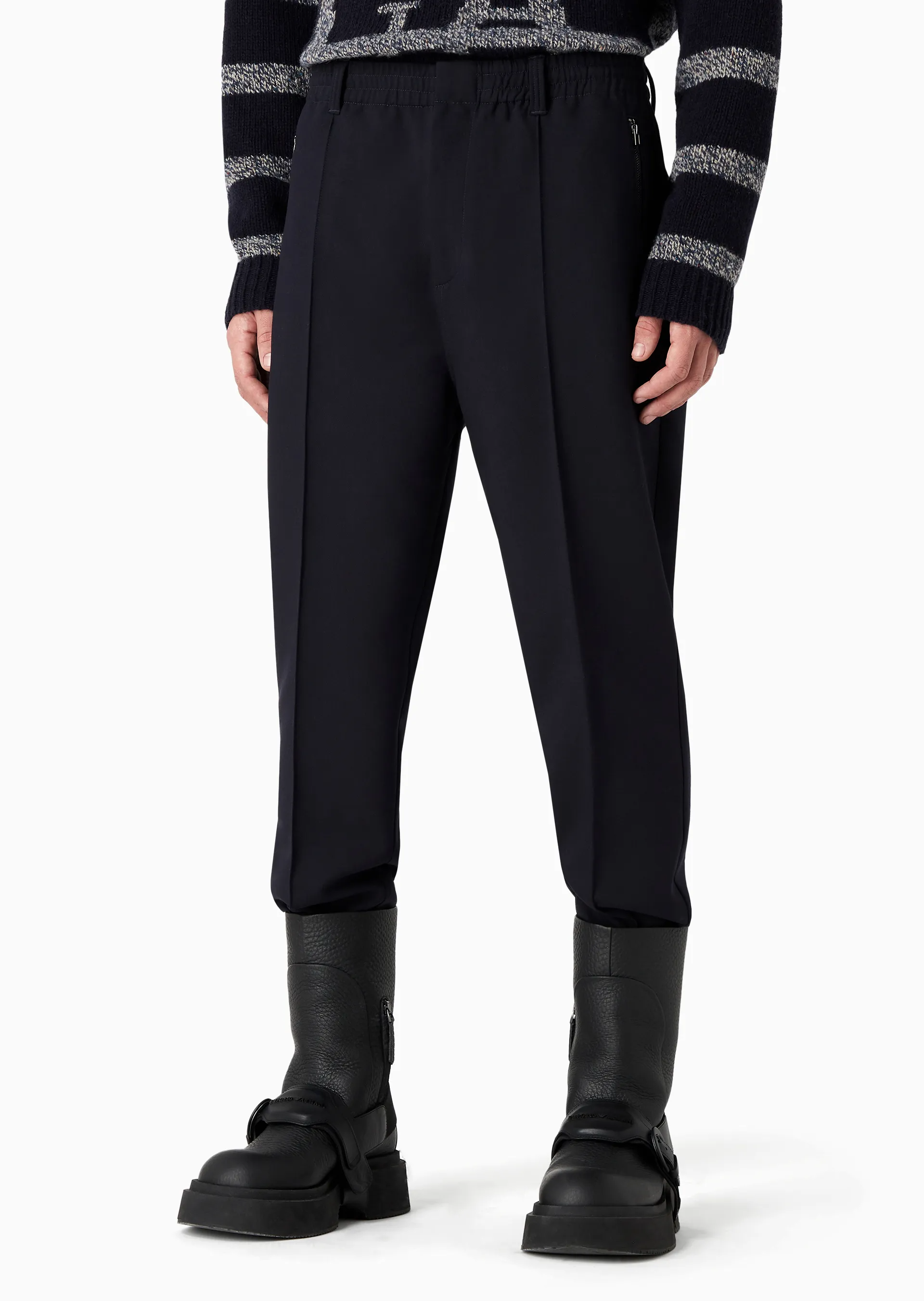 Pantaloni con nervature centrali e fondo elastico in misto viscosa soft 6R1P74 1NFTZ 0920 EMPORIO ARMANI Blu navy 