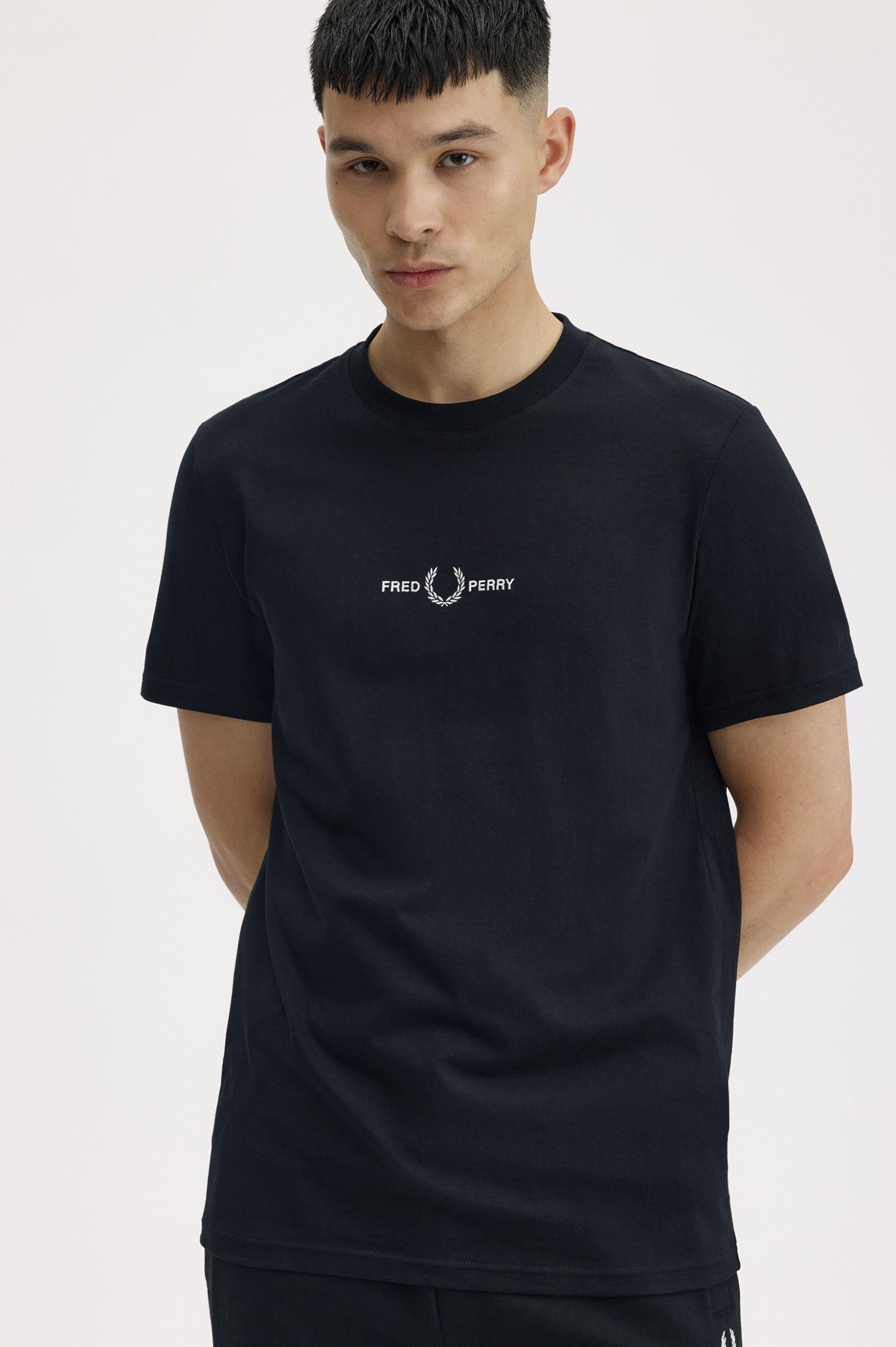 T-Shirt manica corta M4580 102 FRED PERRY Black 