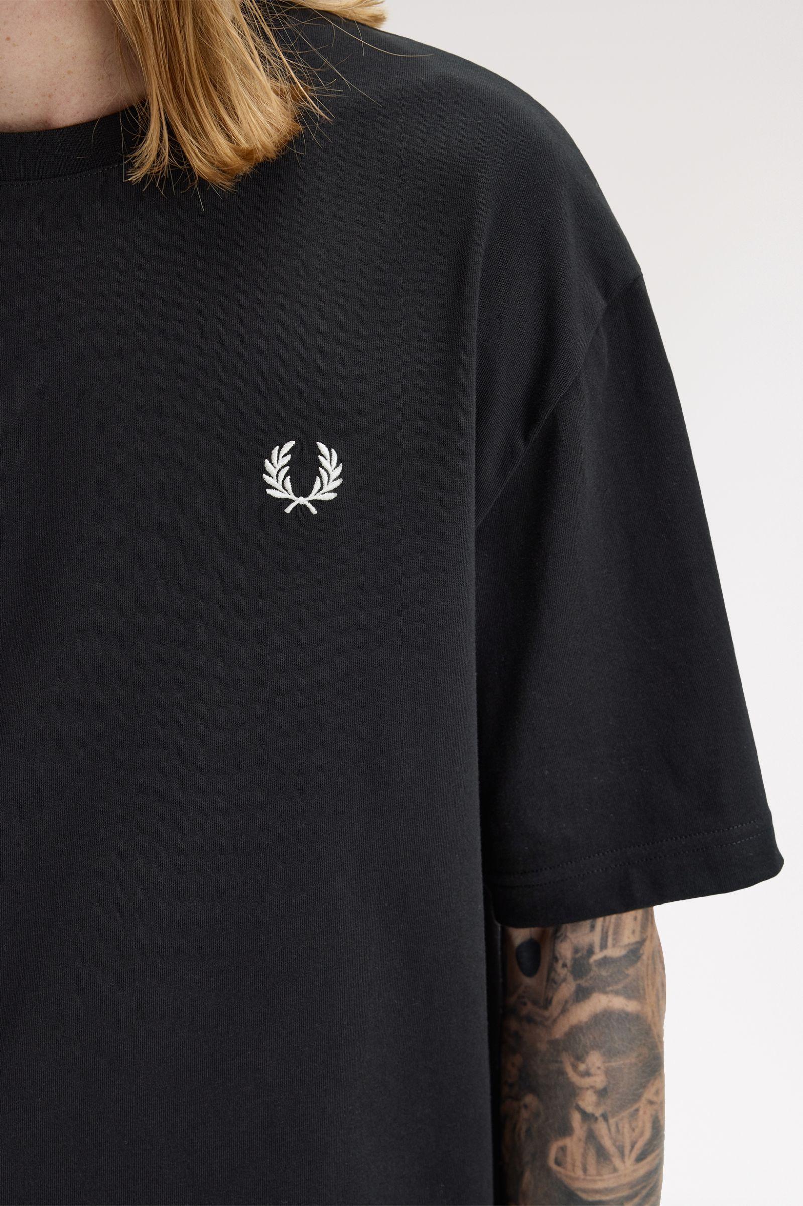 T-Shirt manica corta M2440 102 FRED PERRY Black 