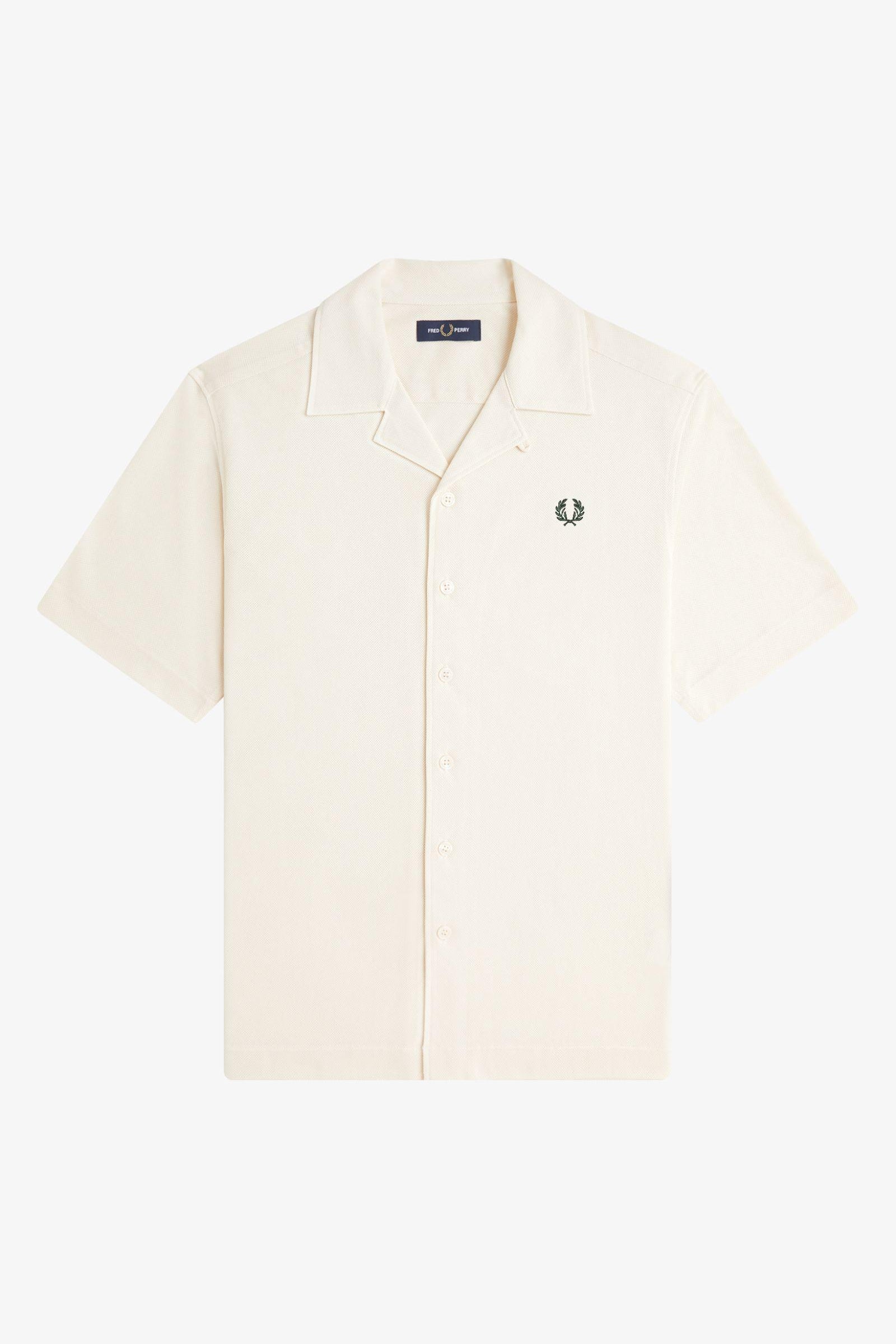 Camicia con colletto a rever in mesh compresso M1745 560 FRED PERRY Ecru 