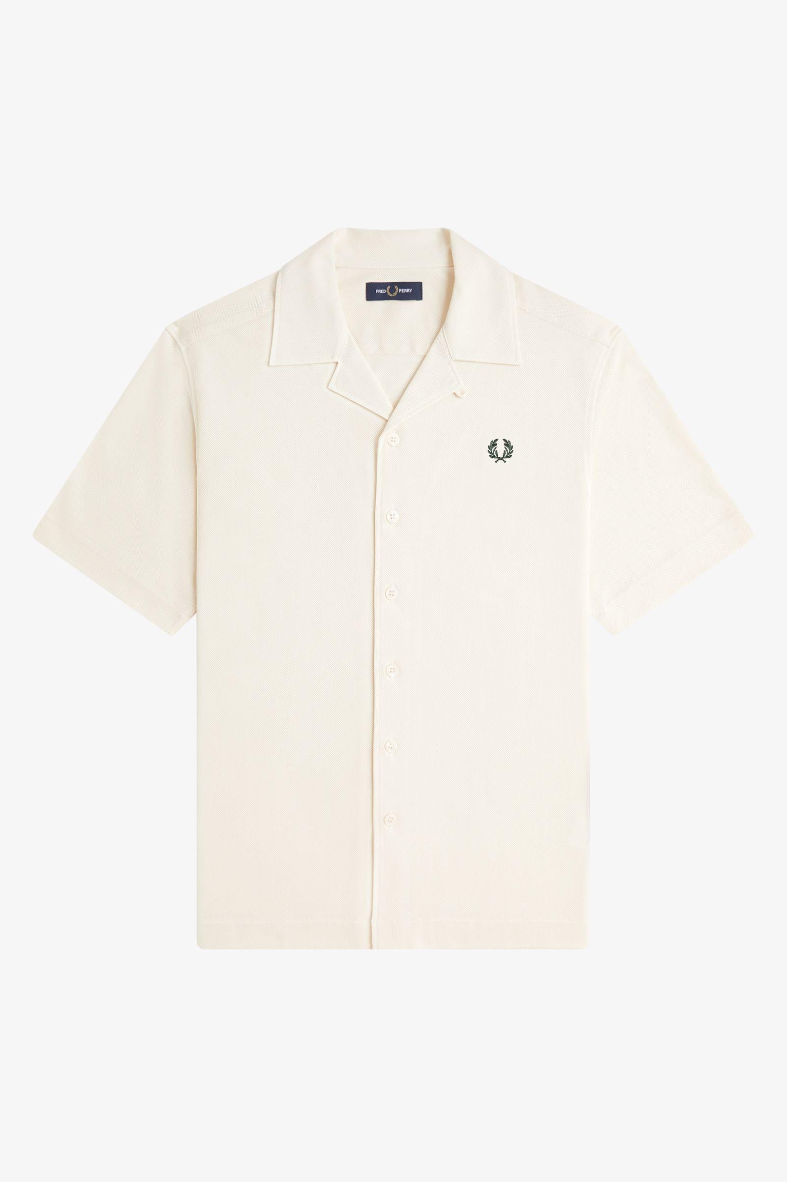 Camicia con colletto a rever in mesh compresso M1745 560 FRED PERRY Ecru 