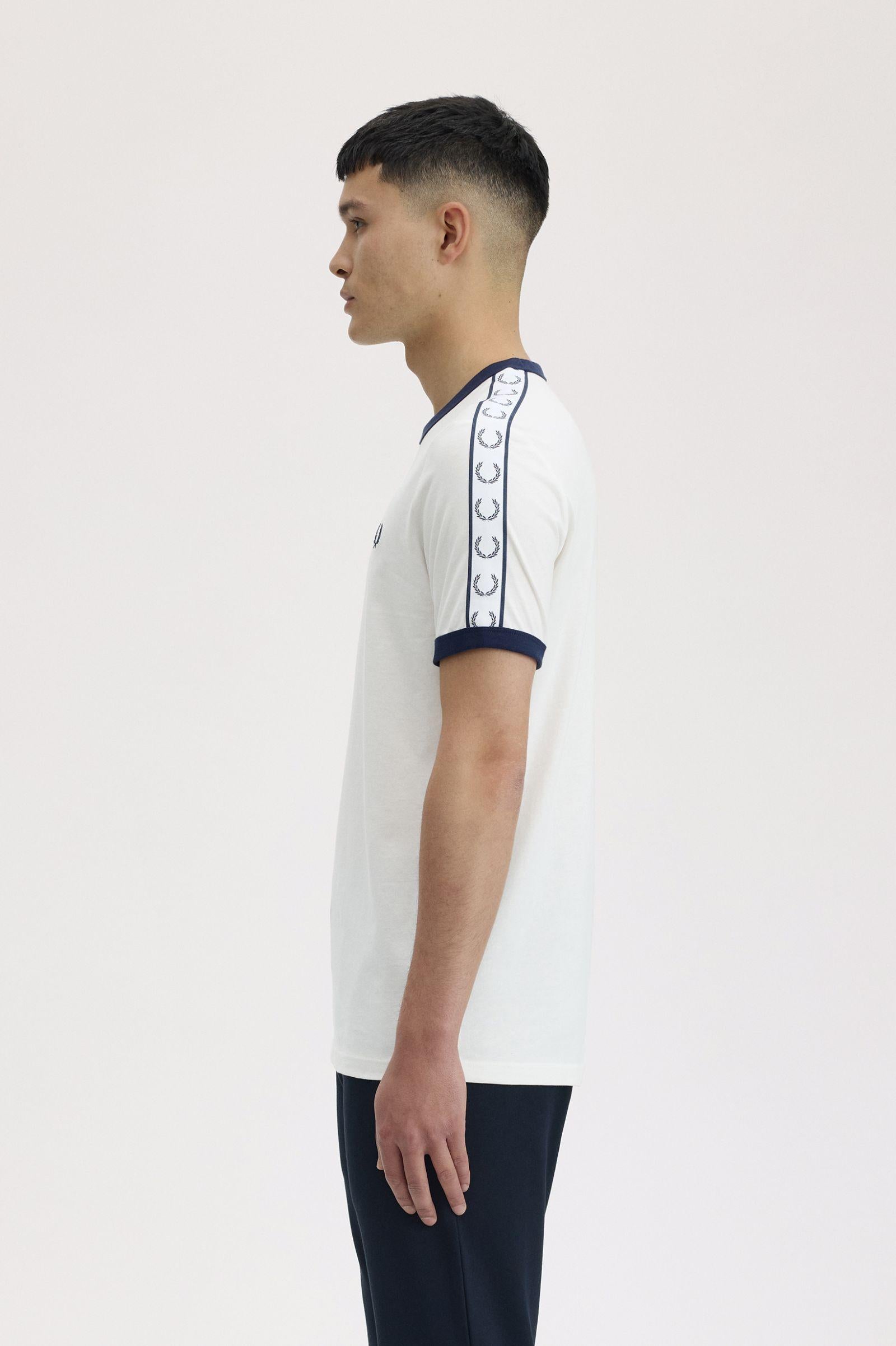 T-Shirt manica corta con fettuccia M4620 129 FRED PERRY Snow white 