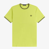 T-shirt con doppia riga M1588 84B FRED PERRY Citron/blk/blk 