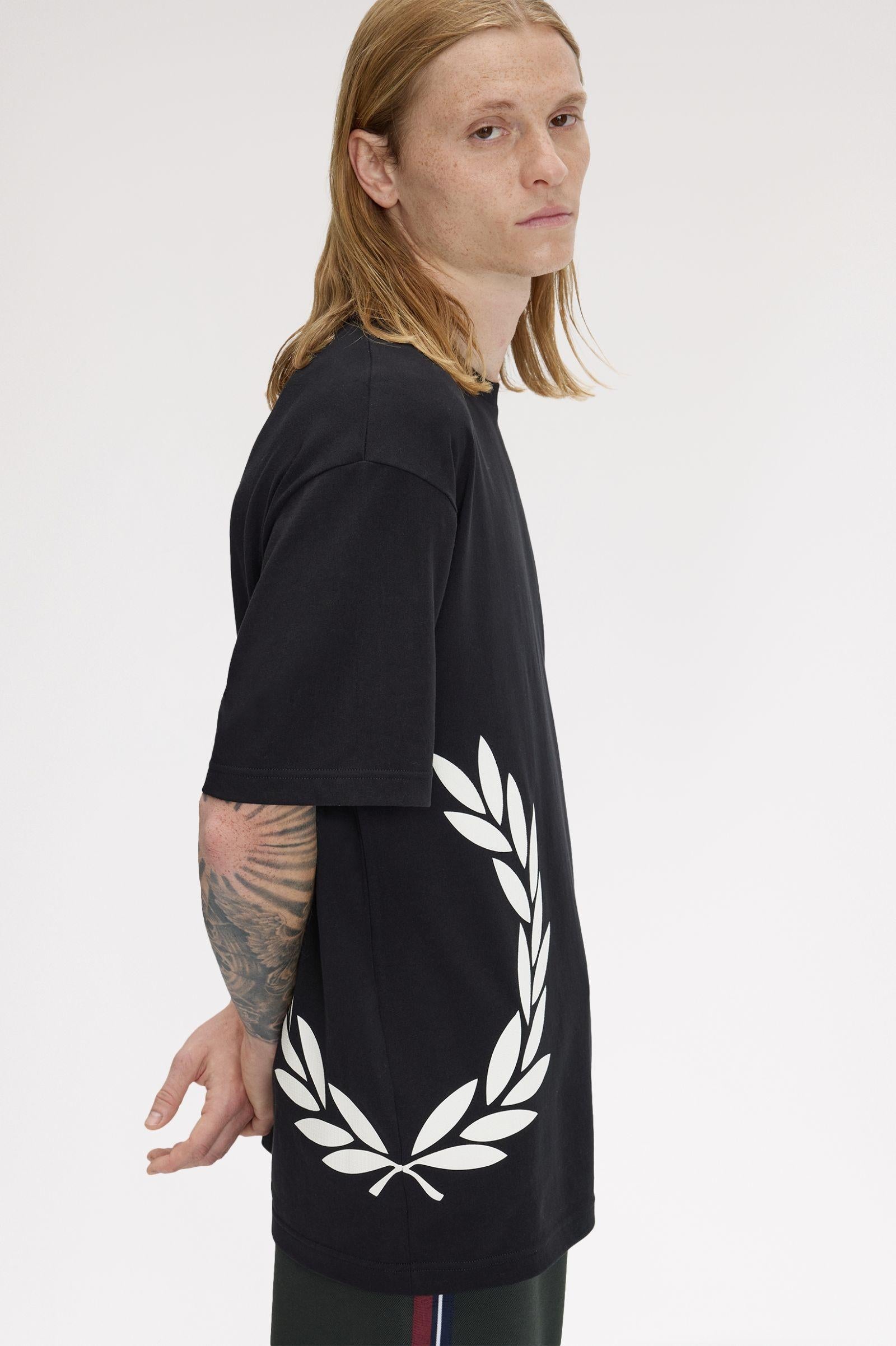 T-Shirt manica corta M2440 102 FRED PERRY Black 