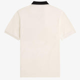 Polo con inserto ricamato M2421 560 FRED PERRY Ecru 