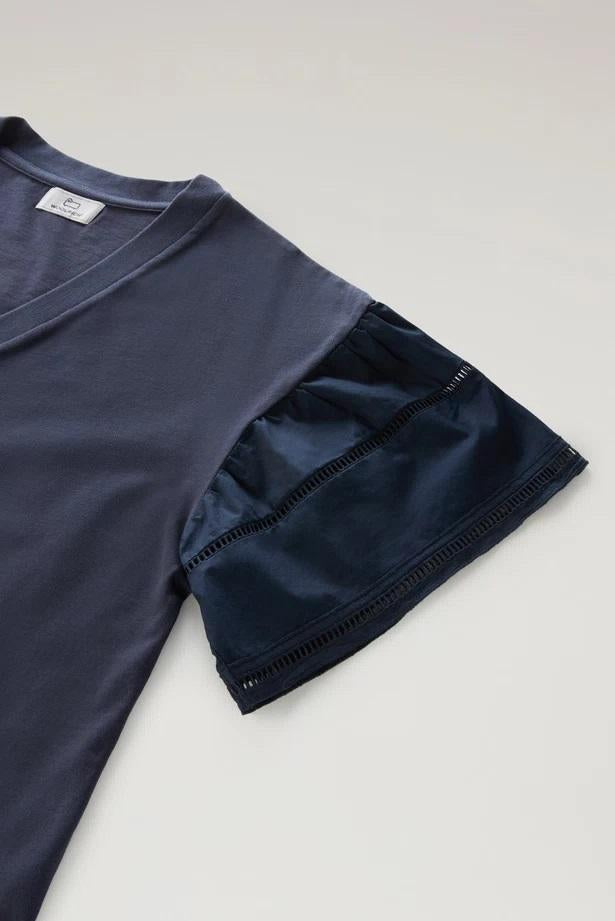 T-Shirt Lakeside in puro cotone con maniche a sbuffo CFWWTE0076FRUT3397 3989 WOOLRICH Melton blue 