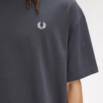 T-Shirt oversize manica corta M2474 297 FRED PERRY Anchor grey 