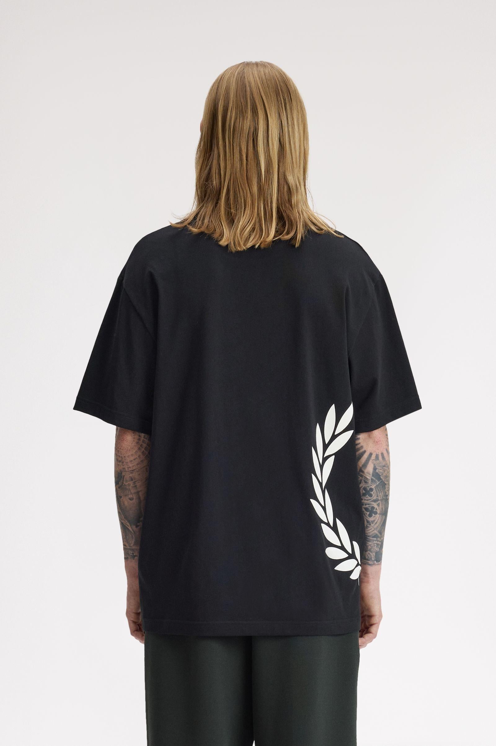 T-Shirt manica corta M2440 102 FRED PERRY Black 