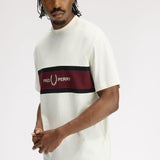 T-shirt con inserto ricamato M2405 560 FRED PERRY Ecru 