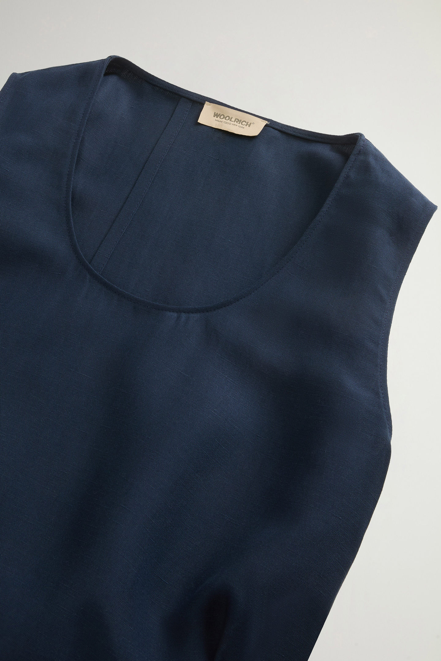 Vestito smanicato in misto lino con cintura CFWWDR2020FRUT3043 3989 WOOLRICH Melton blue 