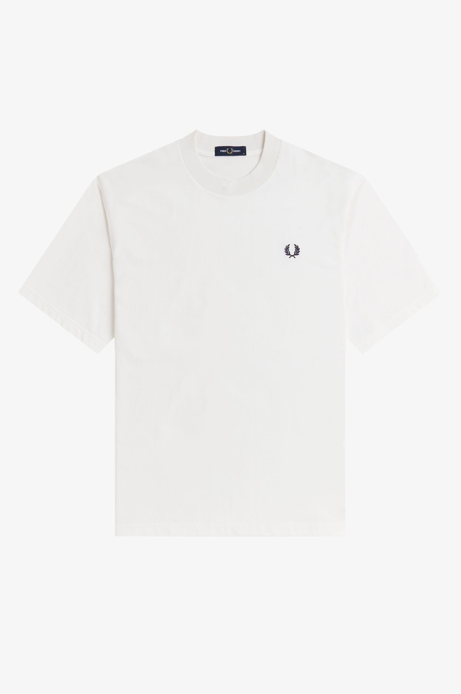 T-Shirt manica corta con stampa sul dietro M2475 129 FRED PERRY Snow white 