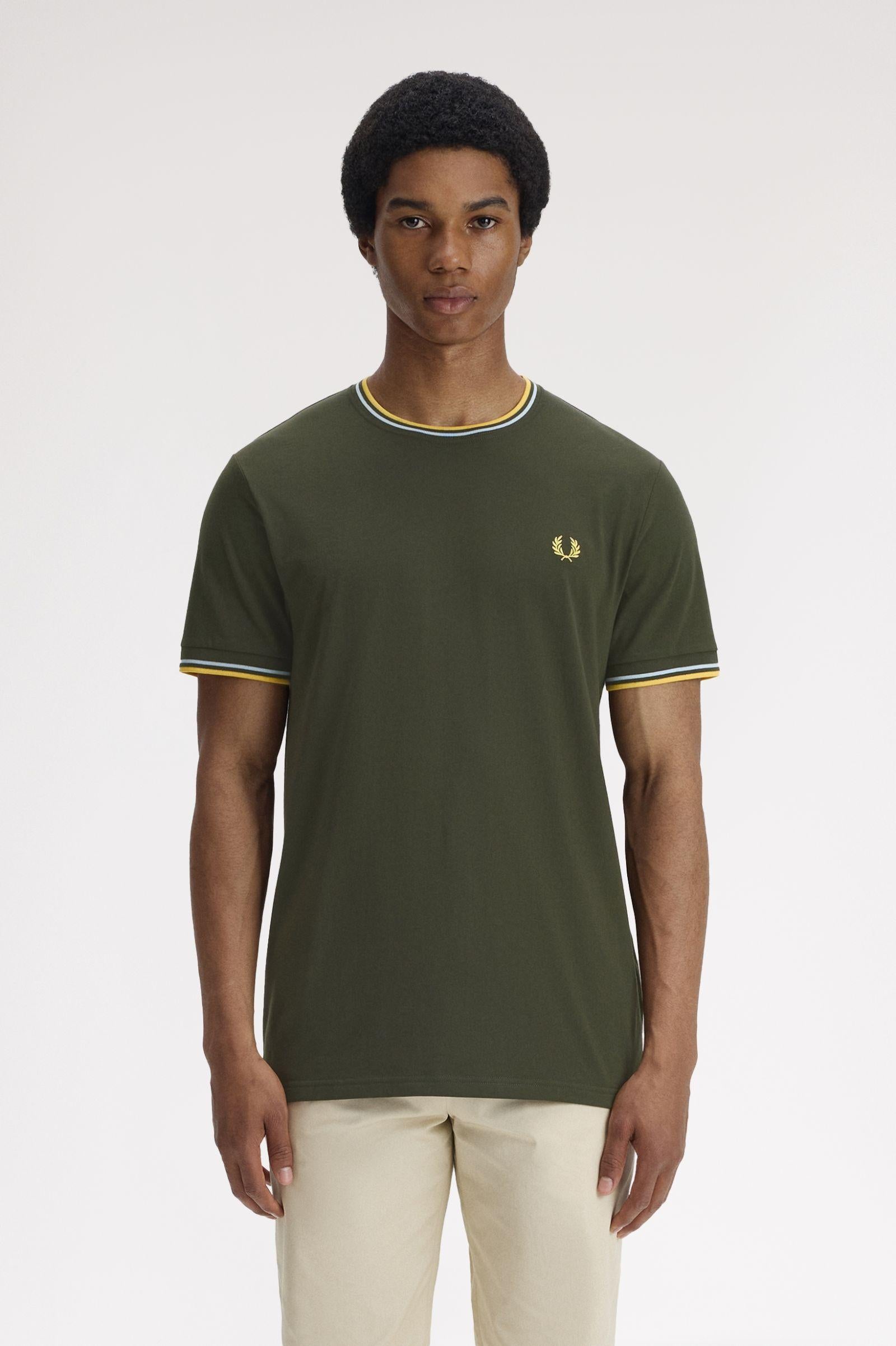T-shirt con doppia riga M1588 05B FRED PERRY Hntngr/lgic/lmnb 
